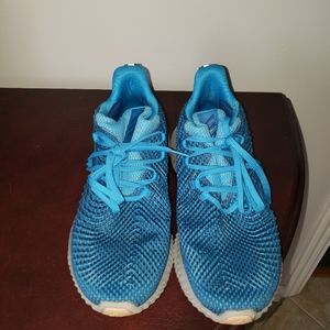 Mens used running shoes.